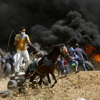Izraēlas karavīri pie robežas ar Gazas joslu nošāvuši trīs palestīniešus
