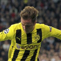 Dortmundes 'Borussia' zvaigzne Gece nākamsezon spēlēs Minhenes 'Bayern'