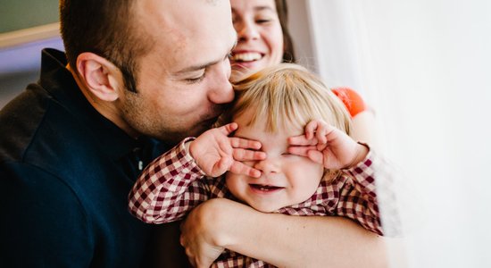 Palēninies, joko, iepazīsti bērnu. 13 pētījumos balstīti psihologa ieteikumi vecākiem