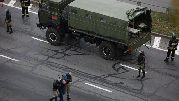 Minska protesti policija