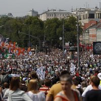 На "Марше миллионов" в Москве оппозиция потребовала отставки Путина