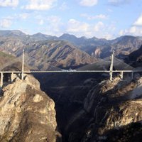 В Мексике открыт самый высокий мост в мире