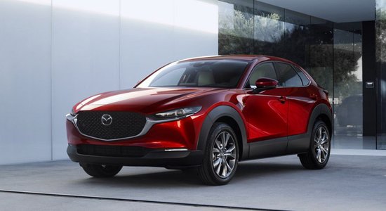 'Mazda CX-30' apvidnieks kā vidutājs starp 'CX-3' un 'CX-5'