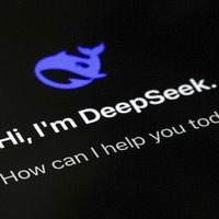 Ķīniešu "DeepSeek" izraisa ASV tehnoloģiju uzņēmumu akciju cenu kritumu