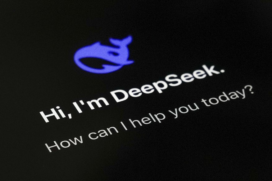 "Момент "Спутника". Как китайский чатбот DeepSeek встряхнул западную индустрию искусственного интеллекта и чем это ей грозит