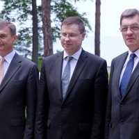 Baltijas premjeri aicina atcerēties totalitāro režīmu upurus un izrādīt tiem godu