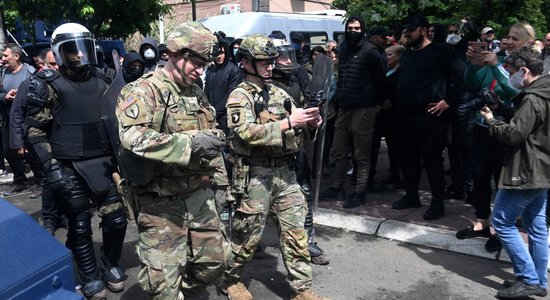 НАТО направит дополнительные силы в Косово, где произошли столкновения