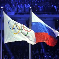 МОК не разрешил российской делегации идти под своим флагом на церемонии закрытия Игр
