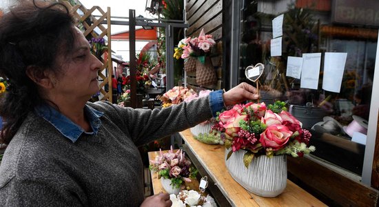 Atkal kritums – eirozonas privātā sektora aktivitāte piecu mēnešu zemākajā līmenī