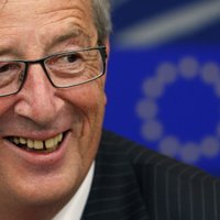 Глава Еврокомиссии: нельзя стремиться выбросить греков из еврозоны