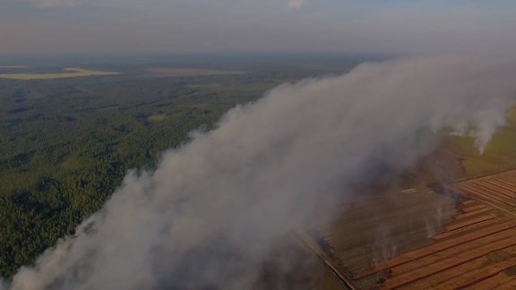 Plašais meža un kūdras ugunsgrēks Talsu novadā - 3