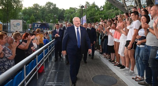 Kamēr Cihanouska viesojas ASV, Baltkrievijas NVO piedzīvo 'melno nedēļu'