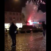 Video: Vācijas mazpilsētā Jaungada naktī uzspridzina vēsturisku strūklaku