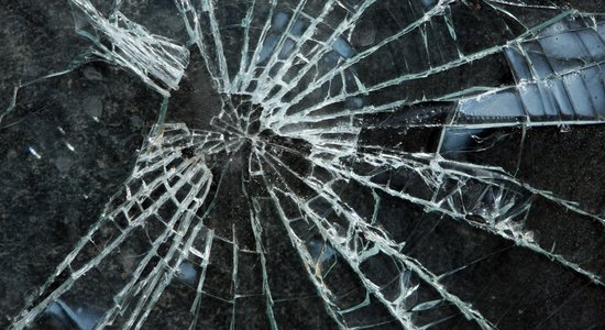 В трагическом ДТП на трассе Рига — Лиепая погиб водитель: полиция ищет свидетелей