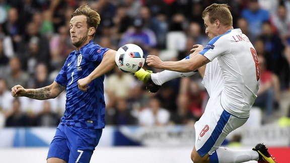 Futbols, EURO 2016: Čehija - Horvātija - 1