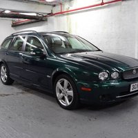 Britu karalienes 'Jaguar X-Type' par 19 tūkstošiem eiro