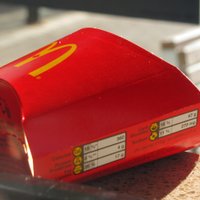 McDonalds закрывает все рестораны на Украине