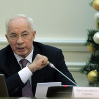 Суд ЕС отменил санкции в отношении экс-премьера Украины Азарова