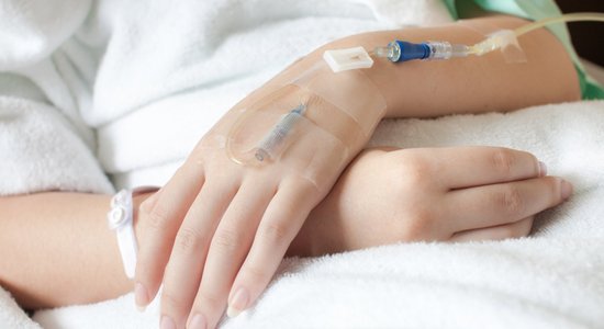Введение системы "приоритетных пациентов" в больницах Латвии отложено