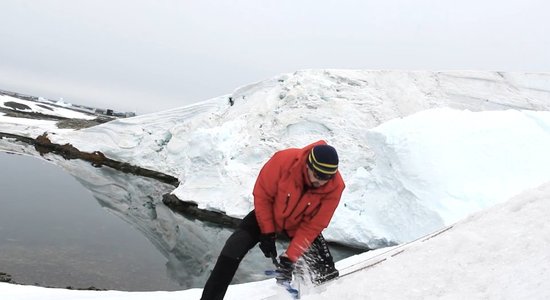 Latvieši uz Antarktīdu devās pētīt ledājus, bet atrada arī jaunas dzīvības formas