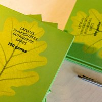 LU Botāniskais dārzs atzīmē simtgadi ar grāmatu un jubilejas pastmarku