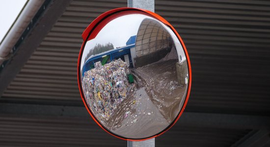 KNAB veicis izmeklēšanas darbības atkritumu apsaimniekotājā "Piejūra"