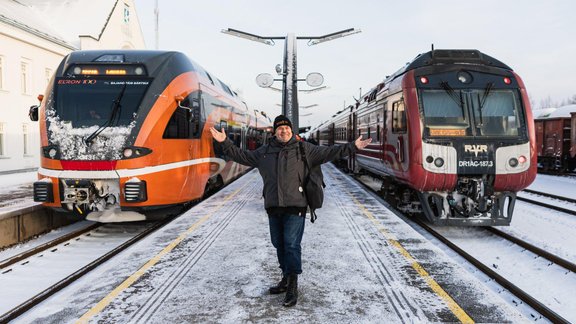 Brauciens ar vilcienu no Tallinas uz Viļņu caur Rīgu – grandioza iecere vai pilnīga izgāšanās?