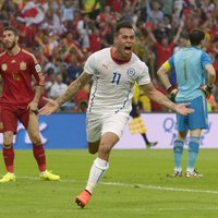 Čīles uzvara pārtrauc Spānijas dominanci pasaules futbolā