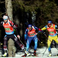 Latvijas biatlonistes pasaules čempionātā finišē 22. vietā 4x6 kilometru stafetē