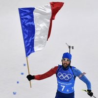 Francijas biatlonisti uzvar jauktajā stafetē; Furkāds iegūst trešo zeltu Phjončhanā