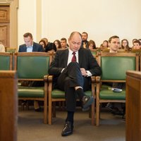Jelgavas tiesa turpinās skatīt Liepiņa lietu par nepatiesām ziņām deklarācijā