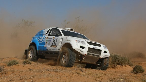 Africa Eco Race 2013 - 38