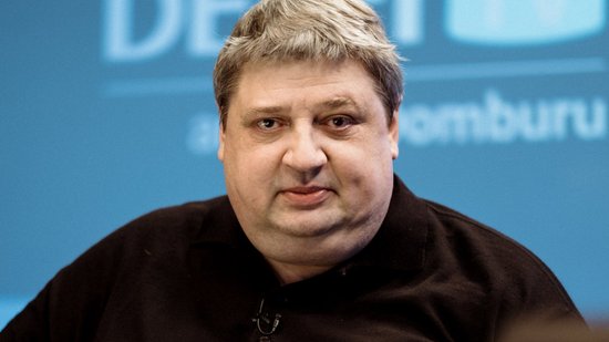 Дайнис Лемешонокс: Финансовые странности в биографии министра иностранных дел