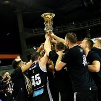 'VEF Rīga' piekto reizi triumfē Latvijas čempionātā