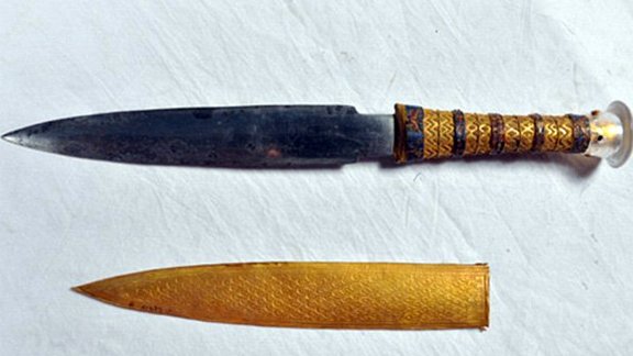 Dagger in Tutankhamun