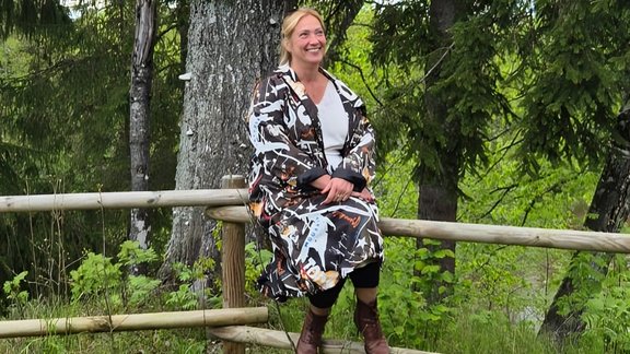 Pēc 19 gadiem Anglijā Vineta Zālīte saka: "Latvieši ir superīga, sīksta tauta. Mums ir jāturas kopā!"