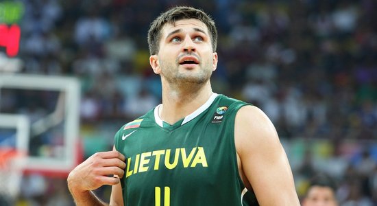 Lietuvas basketbola izlase pārbaudes spēlē zaudē Krievijai