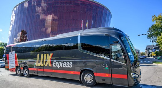 Начинаются коммерческие пассажирские перевозки Lux Express по маршруту Лиепая-Рига