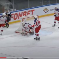 Video: Trīs vārti 33 sekundēs KHL mačā