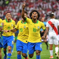 Brazīlijas un Venecuēlas futbolisti sasniedz "Copa America" ceturtdaļfinālu