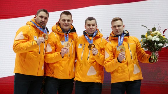 Bobslejs, Oskara Melbārža divnieki un četrinieki saņem Soču olimpiskās medaļas - 3