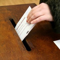 'Izbrāķēti' e-ID karšu īpašniekus diskriminējošie vēlēšanu likuma grozījumi