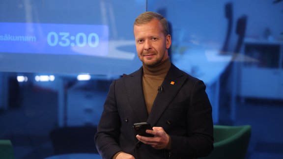 Valsts drošības dienests aizturējis Rosļikovu (plkst.14.26)
