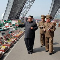 Tramps pēc raķetes izmēģinājuma aicina pastiprināt sankcijas pret Ziemeļkoreju