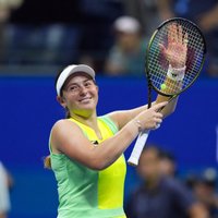 Ostapenko: spēlēju brīvi un lieki daudz nedomāju