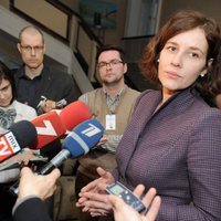 Lēmums par 'Latvijas Gāzes' sadalīšanu jāpieņem drīz, uzsver Reizniece-Ozola