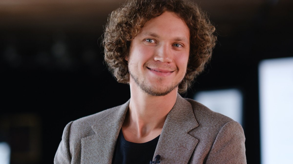 Aktieris Kārlis Arnolds Avots svin apaļu jubileju