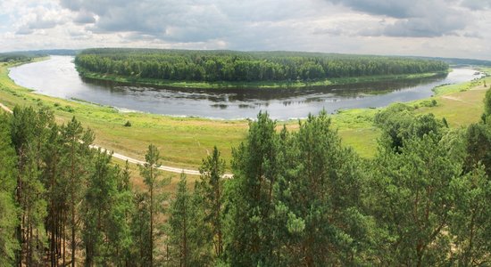 Maršruts vienas dienas ekskursijai tikai 100 kilometru radiusā ap Rīgu - dabas takas, pilis un izklaides vietas