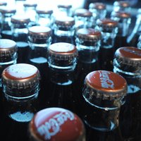 'Coca-Cola HBC': lielākais trieciens – darba apstāšanās viesnīcās, restorānos un ēdināšanā