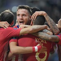 Madrides 'Atletico' futbolisti Tallinā iegūst UEFA Superkausu